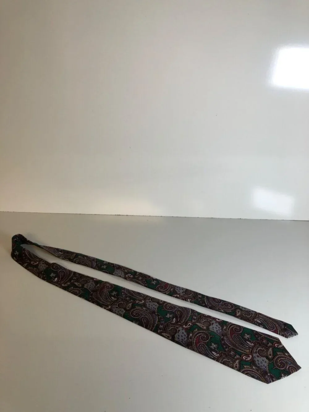 Norm Thompson Green Purple Paisley Silk Tie Robert Talbott Mens Necktie Office
